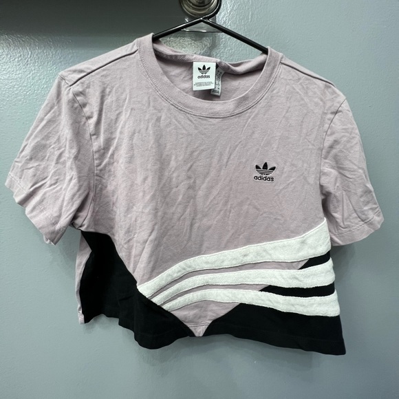 Adidas crop shirt size XS - Picture 1 of 3